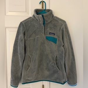 Patagonia Grey & Teal Fleece Button Up Pullover